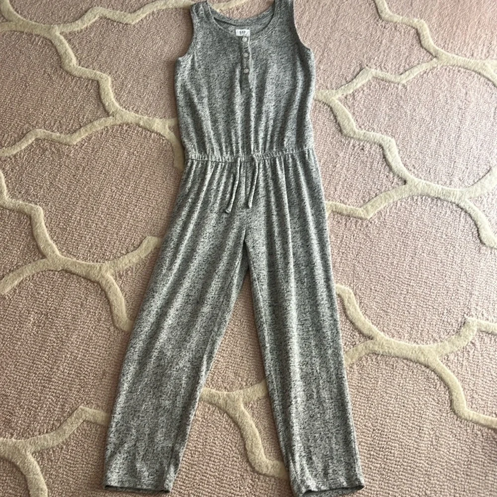 Gap romper